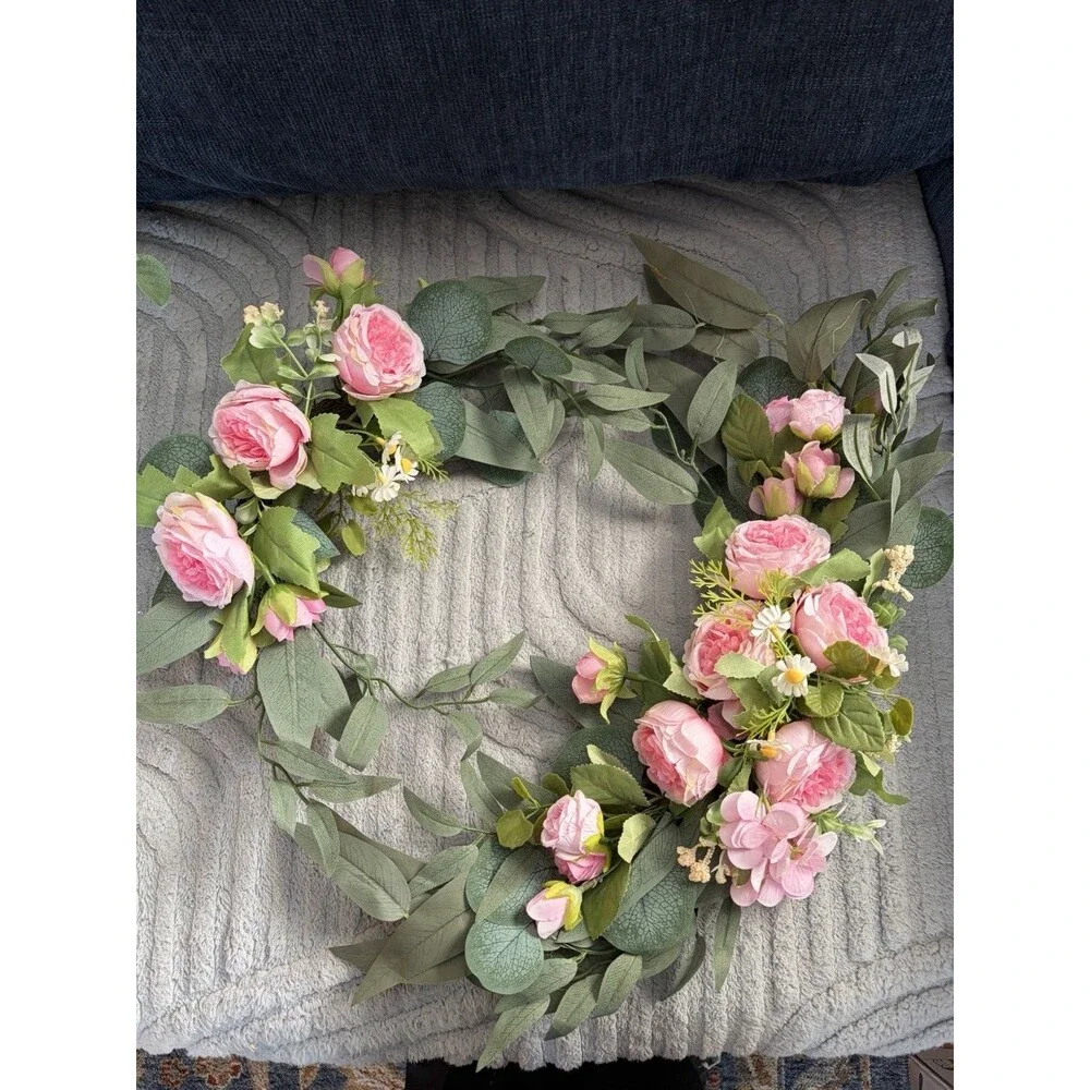 Artificial Rose Floral Door swag 18 in Pink/Green/White Plastic Greenery 2 piece